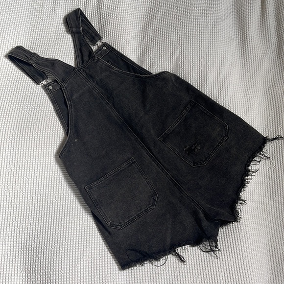 Short Black Denim Overalls Cotton On - Picture 4 of 5